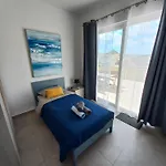 Yellow Hill Penthouse *