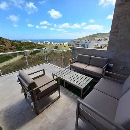 Yellow Hill Penthouse