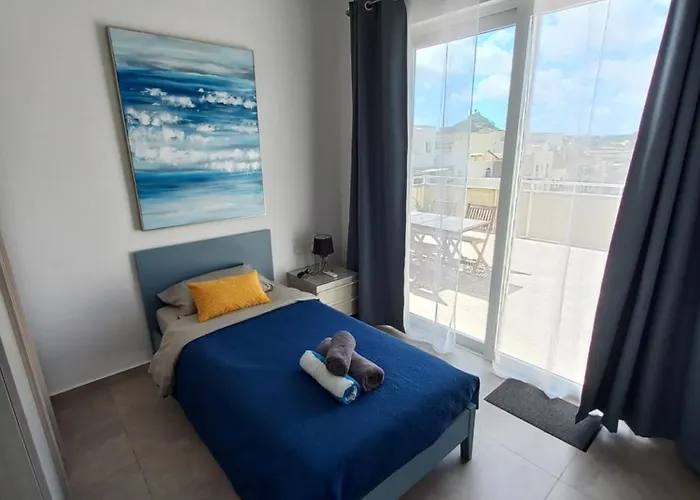 Yellow Hill Penthouse *